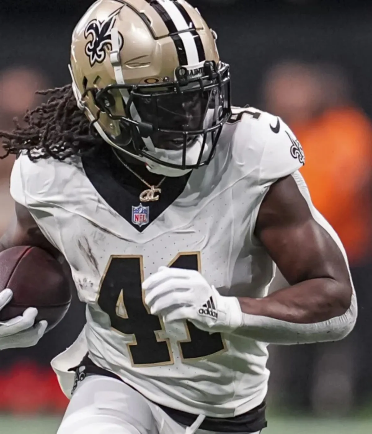 Chiefs 'Alvin Kamara Clone' Among Reasons Scout Raves About Moves