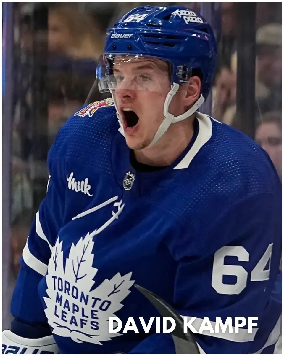 Maple Leafs' 'Coaching Decision': Will Nick Robertson or David Kampf Enter Game 5 Lineup Against Panthers?
