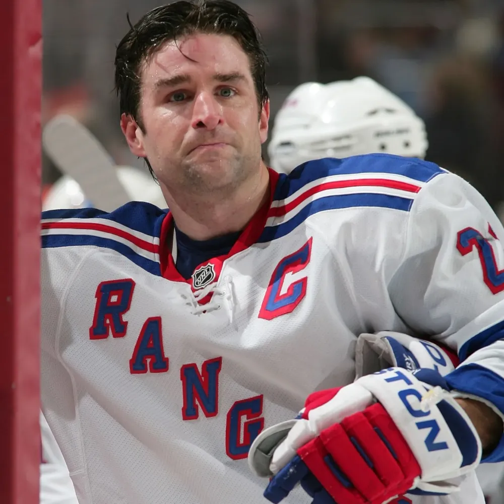 Insider Links Rangers to $20 Million Star Forward in Free Agency