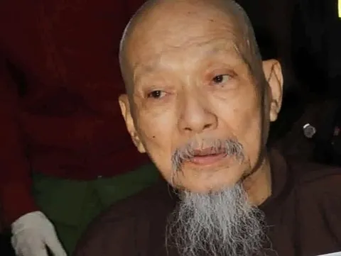 Lê Thanh Nhất Nguyên đã chính thức đứng lênnói toàn bộ sự thật về "thầy ông nội" với các con gái, đồng thời nói ra tung tích của Diễm My...ai cũng ngỡ ngàng vì điều này 👇👇👇