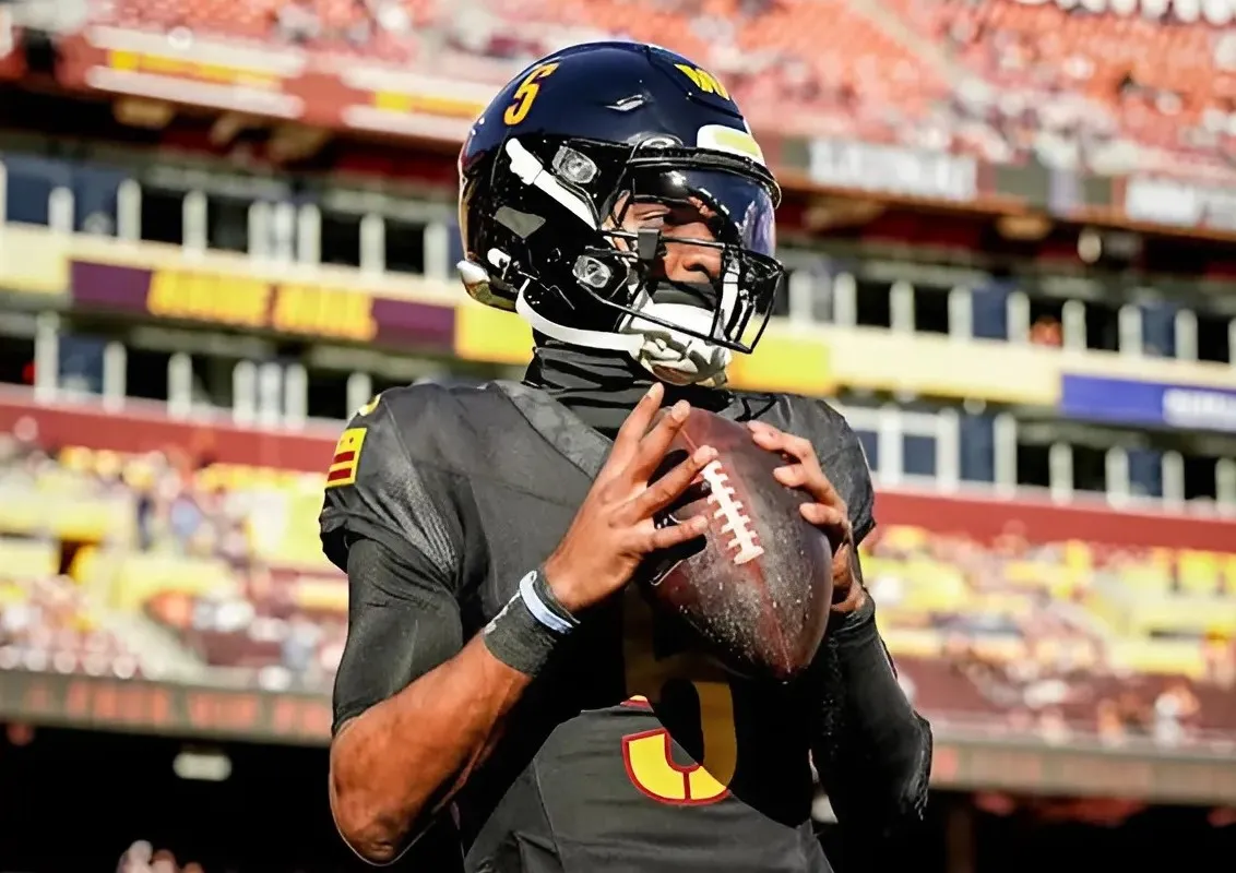NFC East Rival Takes Dig at Commanders QB’s Mom in Schedule Announcement