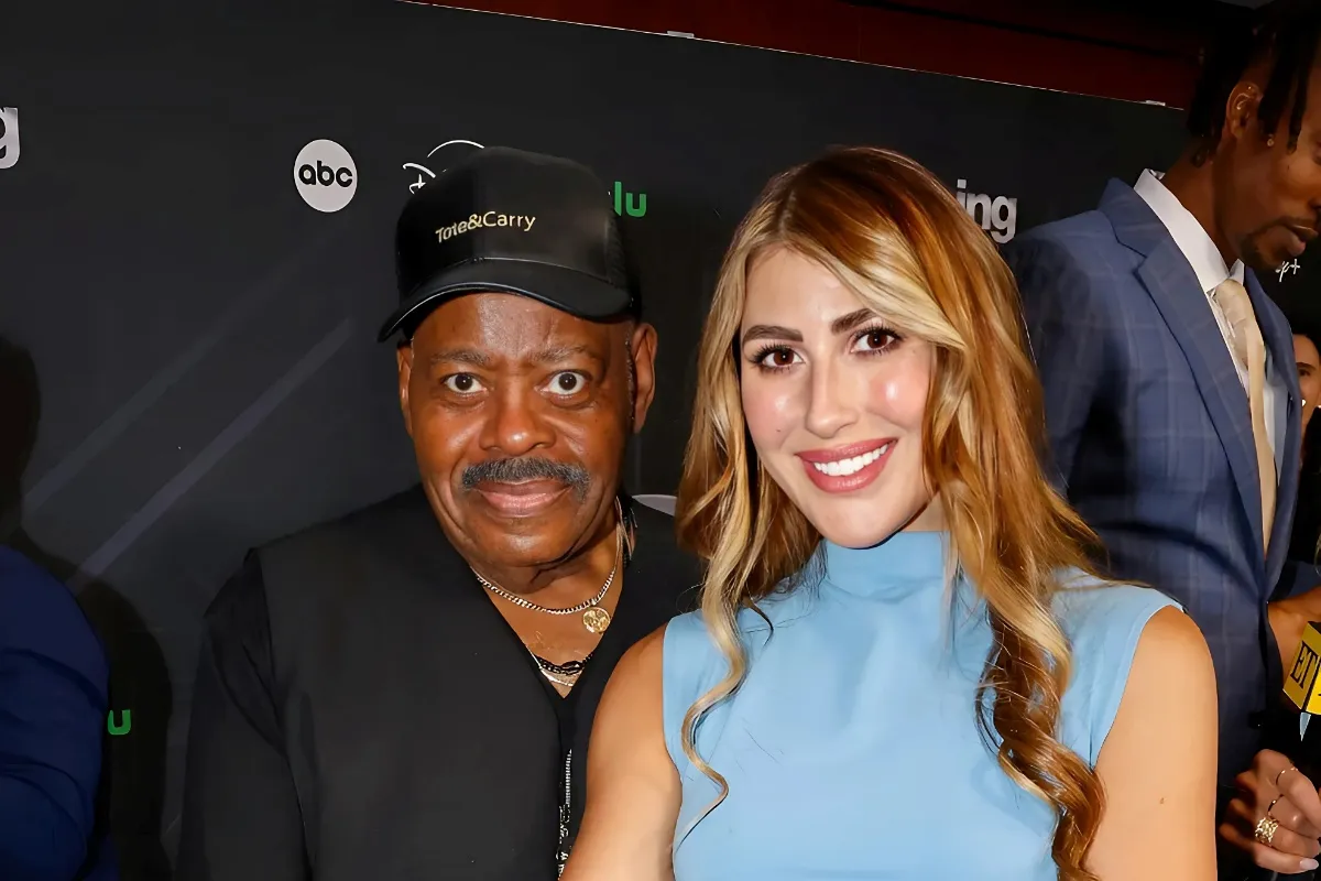 Emma Slater Tearfully Meets New DWTS Partner Reginald VelJohnson: “I’m Such a Huge Fan!” tram