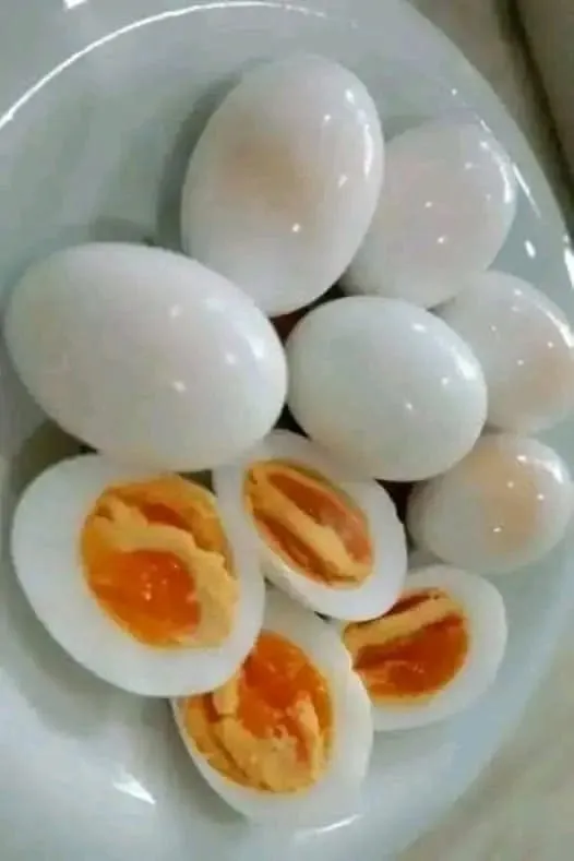 These are the people who shouldn't eat eggs