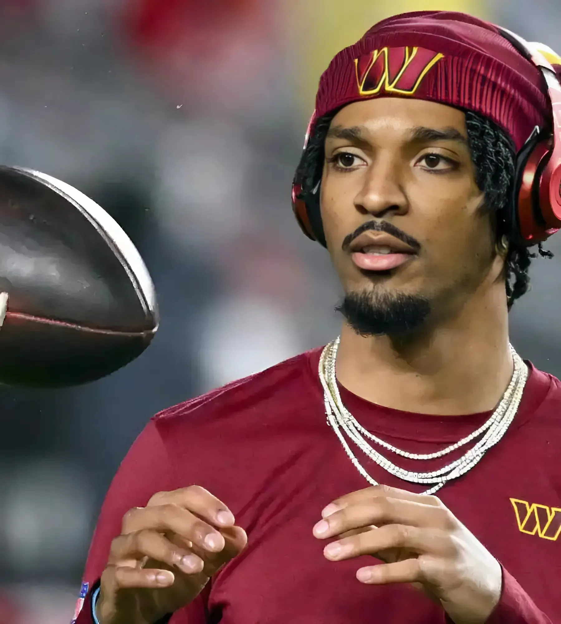 NFC East Rival Takes Dig at Commanders QB’s Mom in Schedule Announcement