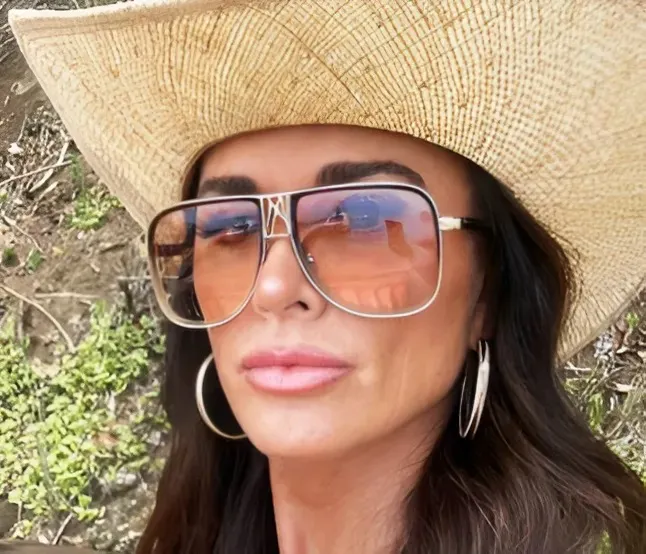 Kyle Richards Reveals Her Rejected Advice for Mauricio Umansky: "He Didn't Listen..."