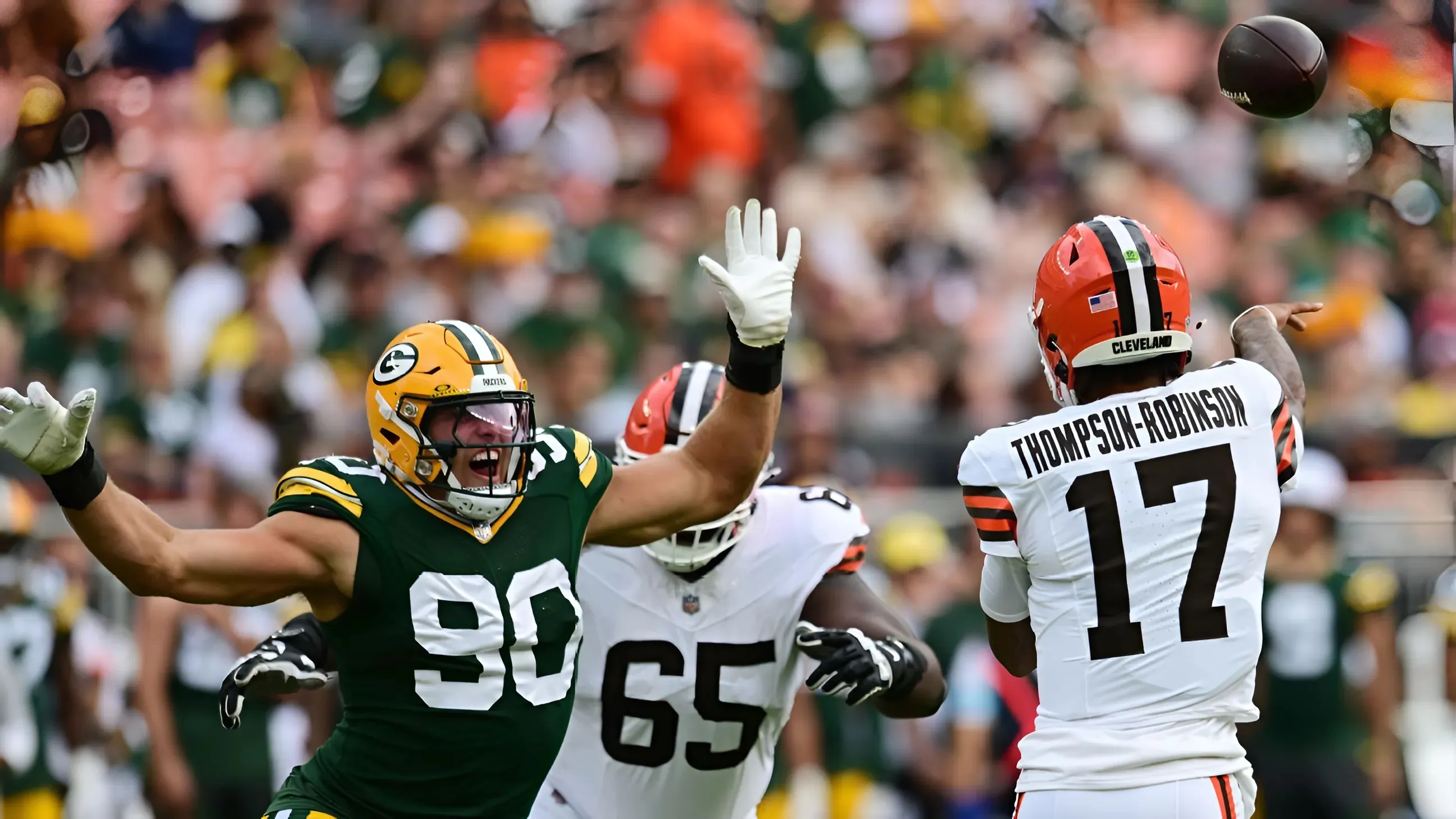 Packers Trade Proposal Swaps Lukas Van Ness for NFL’s Top Sack Artist