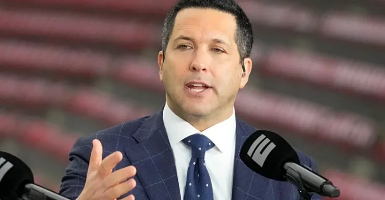 Adam Schefter Sends Clear Warning to Patrick Mahomes Before Chiefs' 2025 Season