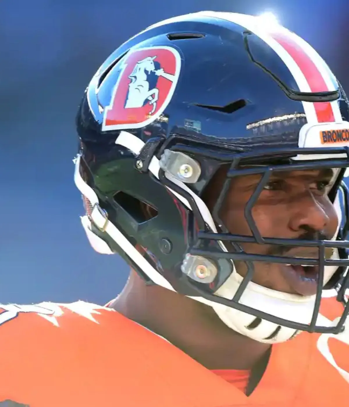 Two-Time Pro Bowler Urges Broncos to Re-Sign Franchise Icon Two-Time Pro Bowler Urges Broncos to Re-Sign Franchise Icon