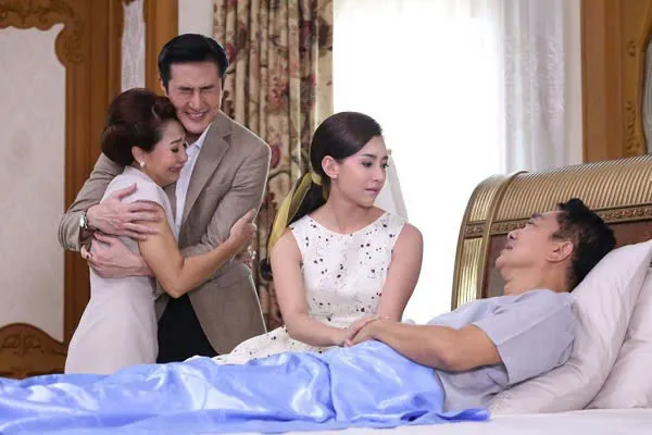Mẹ tôi 60t, lên thành phố làm giúp việc chăm cụ ông 75t g,ó,a vợ, 2 tháng sau tôi lên thăm