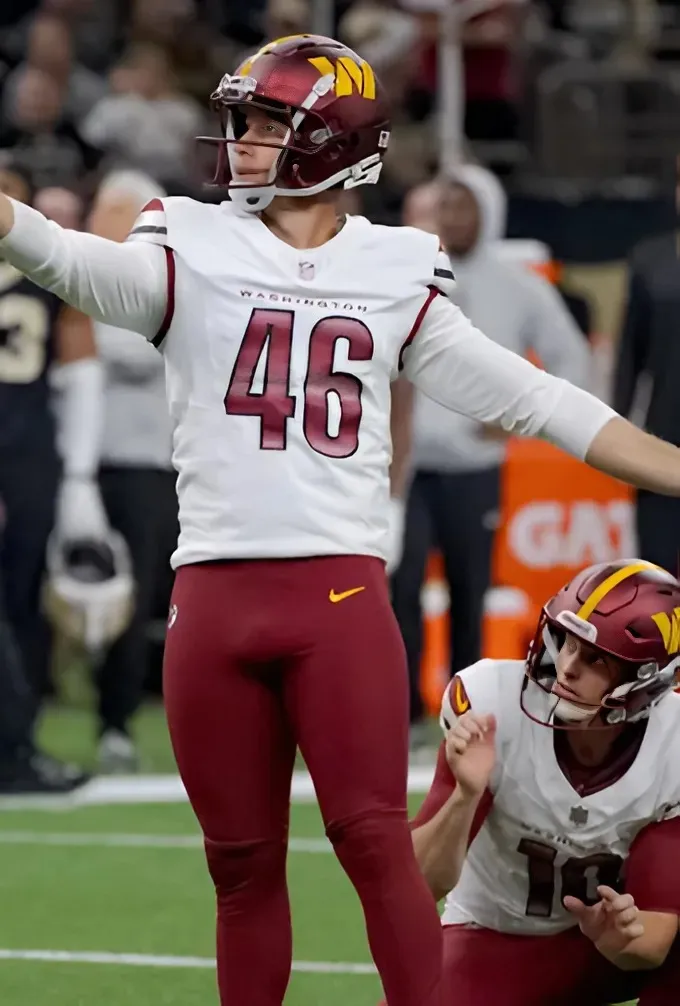 The 49ers Sign a Veteran Kicker to Compete with Jake Moody