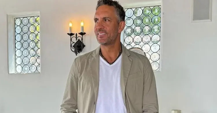Mauricio Umansky Reveals He's Going on a “Trip Around The World” Amid Kyle Richards Split