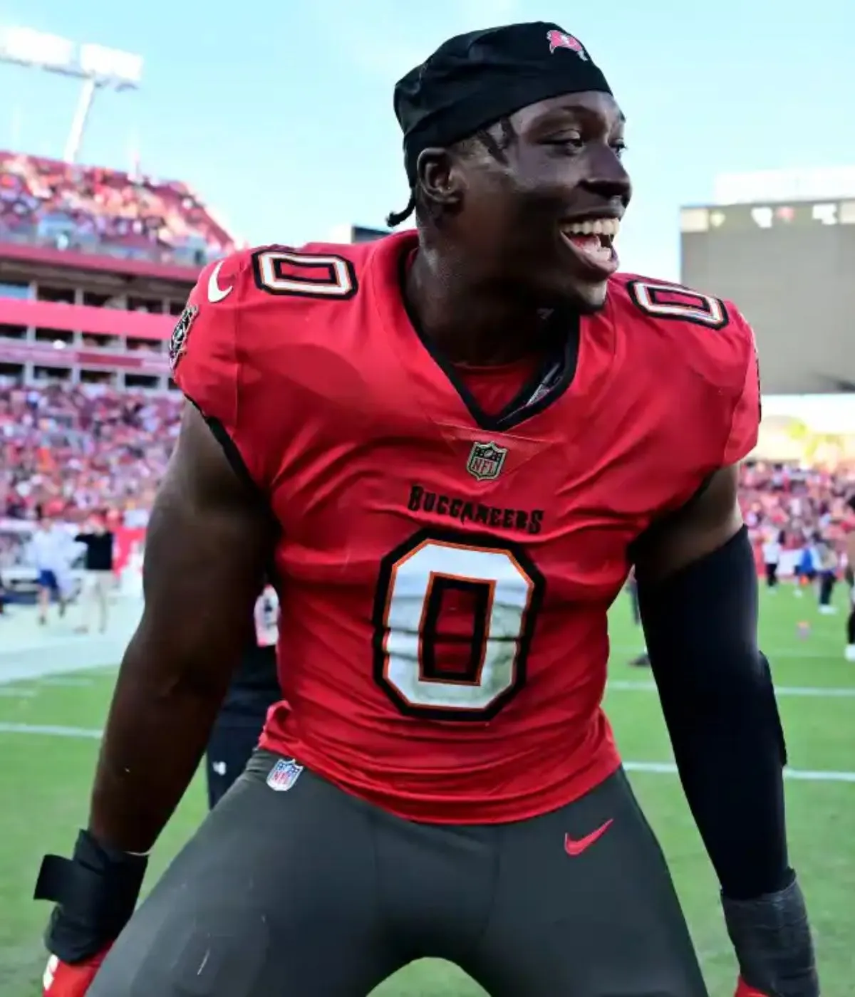 12-Sack Edge Rusher Called ‘Most Underrated Player’ for Buccaneers