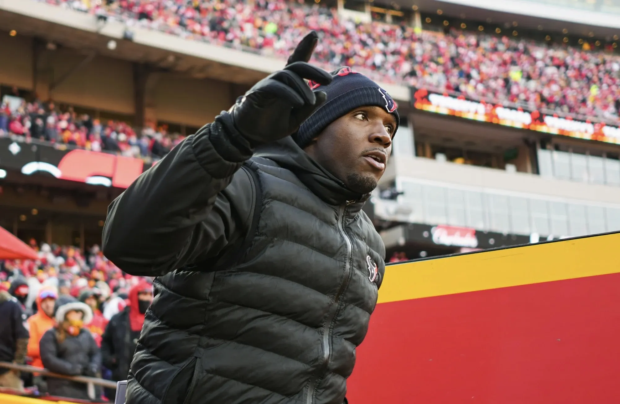 Texans’ DeMeco Ryans Speaks Out About New-Look Offense