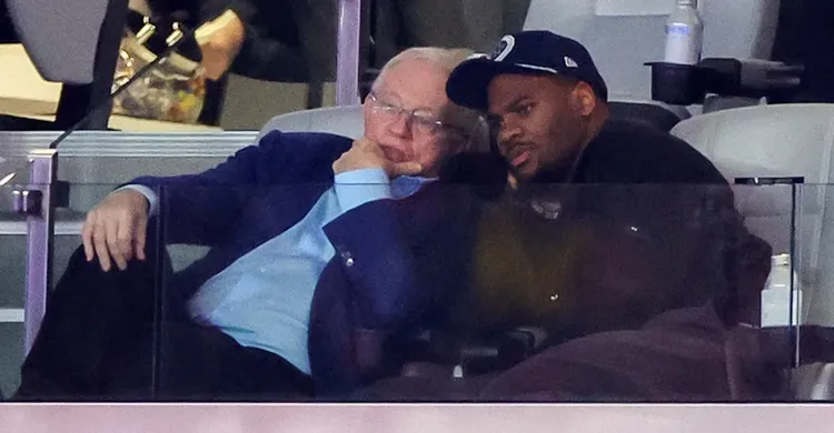 Jerry Jones just gave Cowboys fans a brutal update on Micah Parsons