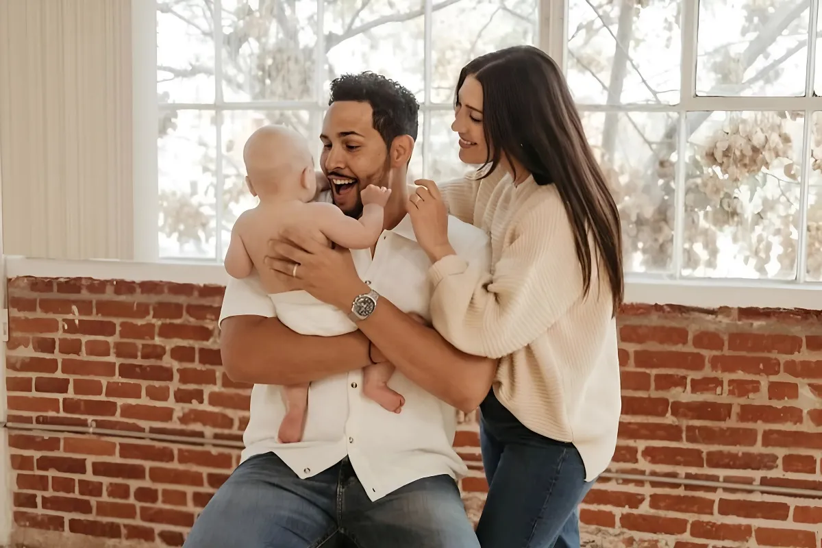 Thomas Jacobs & Becca Kufrin Tease They’re Trying to Grow Their Family: ‘Fingers Crossed’ tram Thomas Jacobs & Becca Kufrin Tease They’re Trying to Grow Their Family: ‘Fingers Crossed’ tram