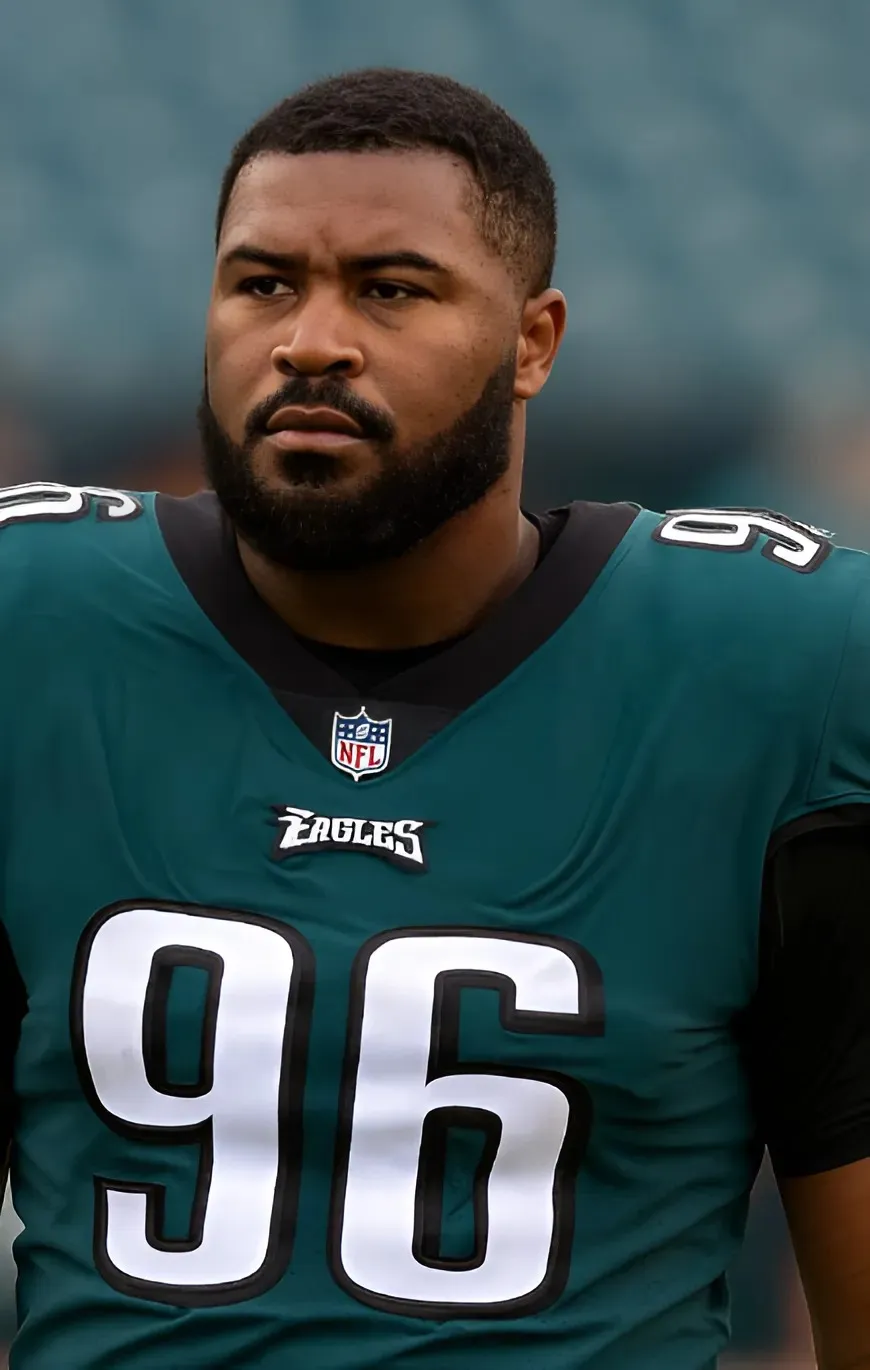 Eagles Super Bowl Champ Linked To NFC Rival