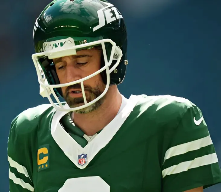 Former Dolphins QB Predicted to Sign With Steelers Amid Aaron Rodgers' Drama