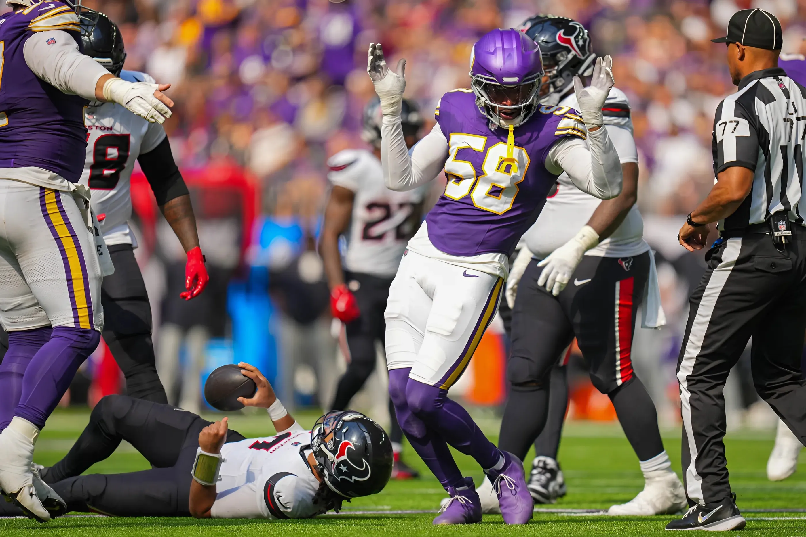 Jonathan Greenard claps back gently after Vikings fans overreact to post