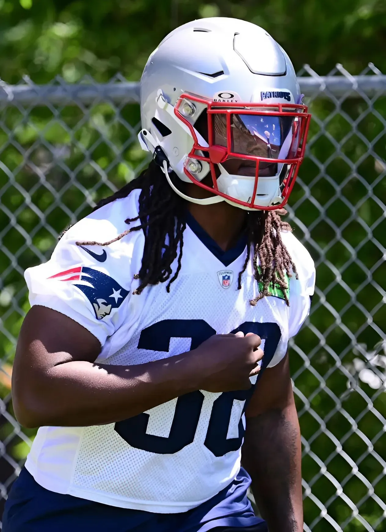 Patriots RB Rhamondre Stevenson Grieves Personal Losses Amid Crucial Season