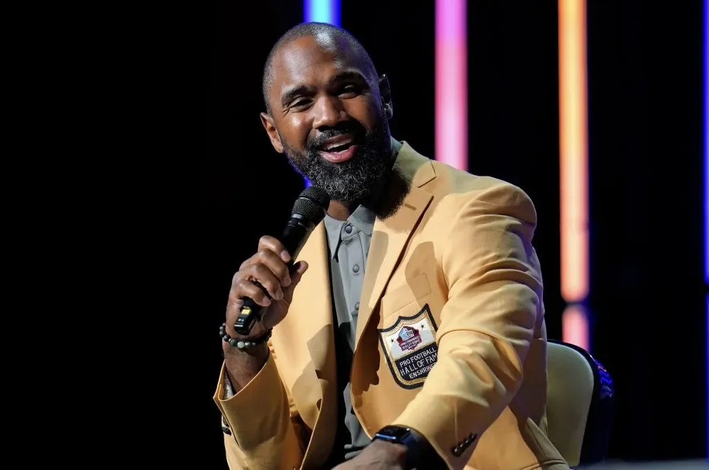 Hall of Fame cornerback set to buy minority stake in Browns