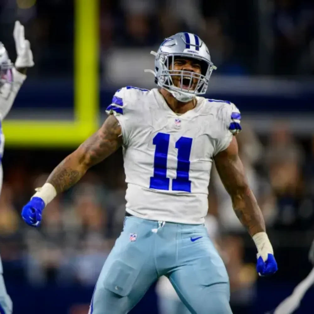 Cowboys' Jones Offers Micah Parsons $200 Million Contract Update
