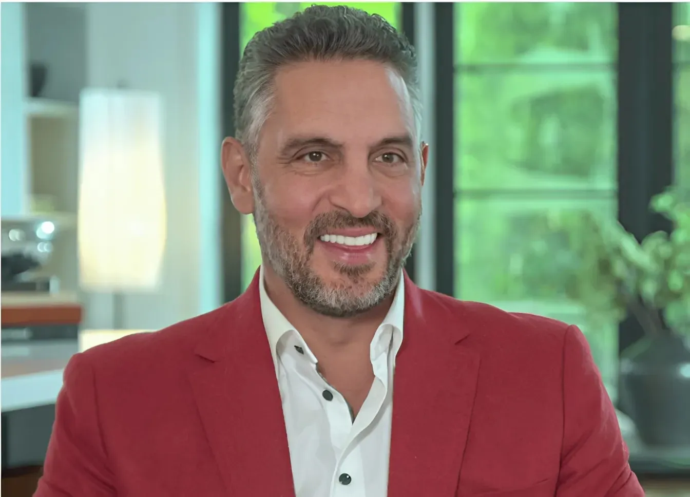 "Drama Explodes: Mauricio Umansky Embroiled in $650,000 Tax Evasion Scandal – Linked to Million-Dollar Real Estate Deals!"