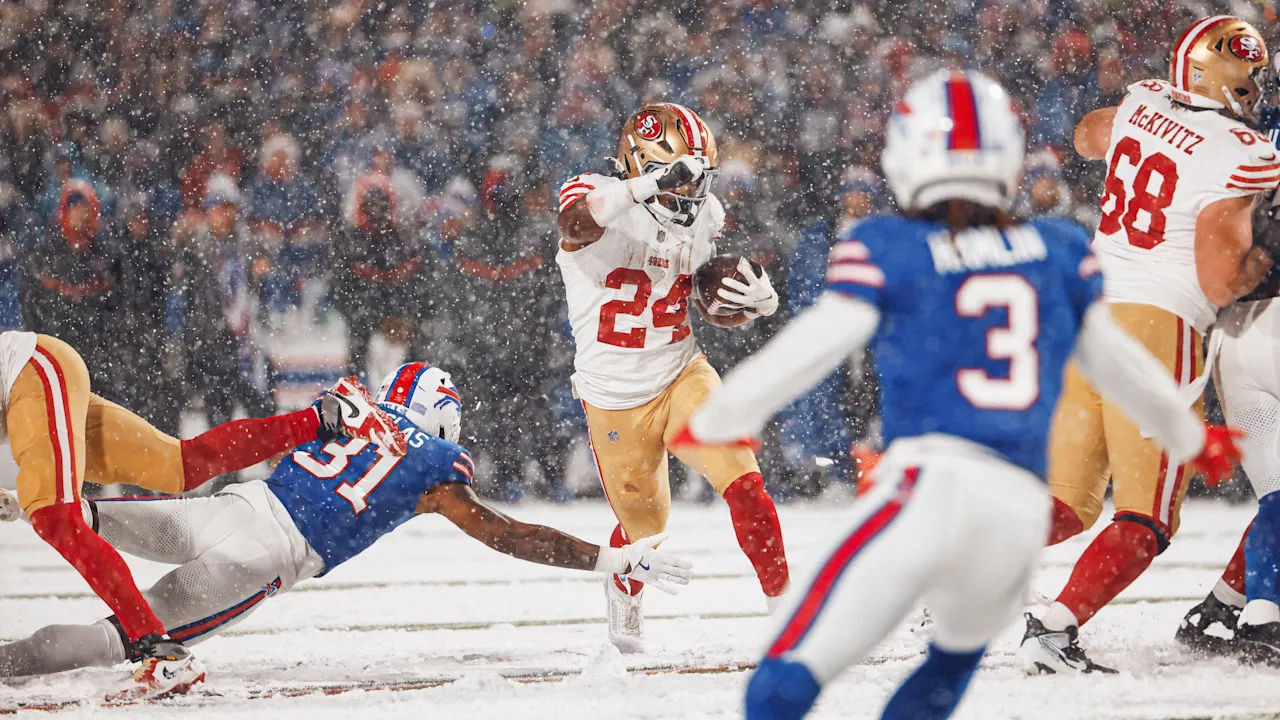 Vikings Playmaker Sends Clear Message to $265 Million History-Making QB