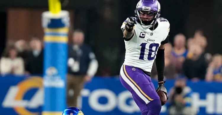 Minnesota Vikings 3 best trade targets to round out 2025 roster