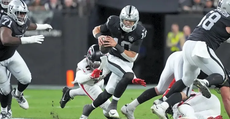 Chiefs Urged To Sign Third-Round Quarterback