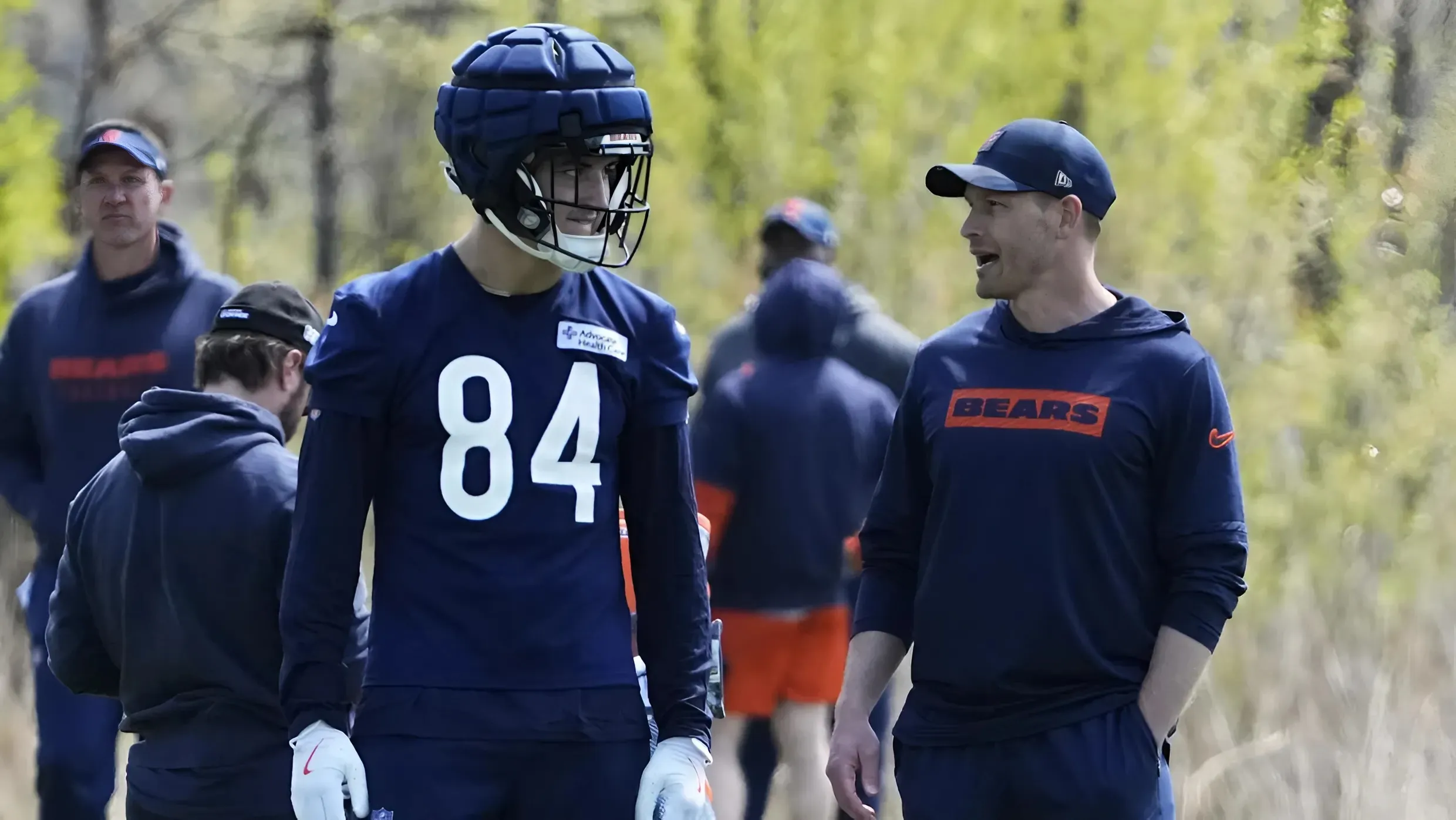 Chicago Bears veteran tight end dubbed cut candidate as 2025 training camp approaches