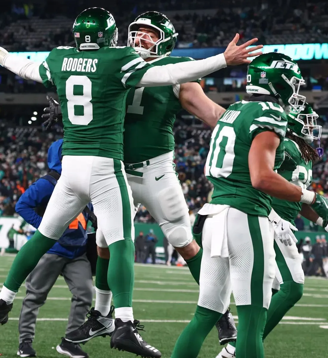 One Option Isn't On Table For Ex-Jets QB Aaron Rodgers