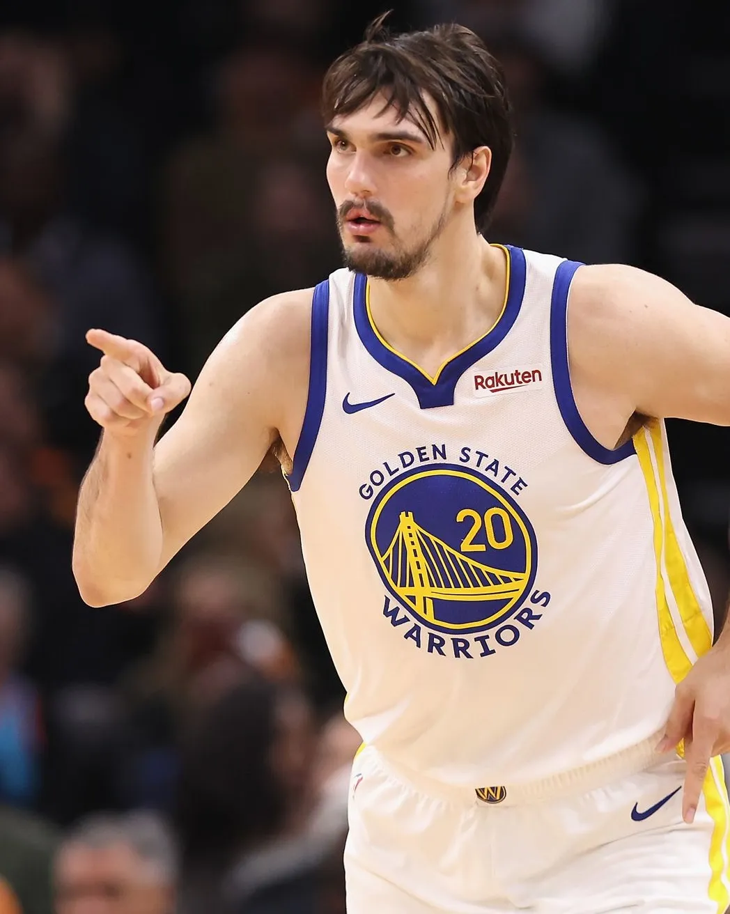Nuggets stuck with former Warriors big man that crushed playoff hopes