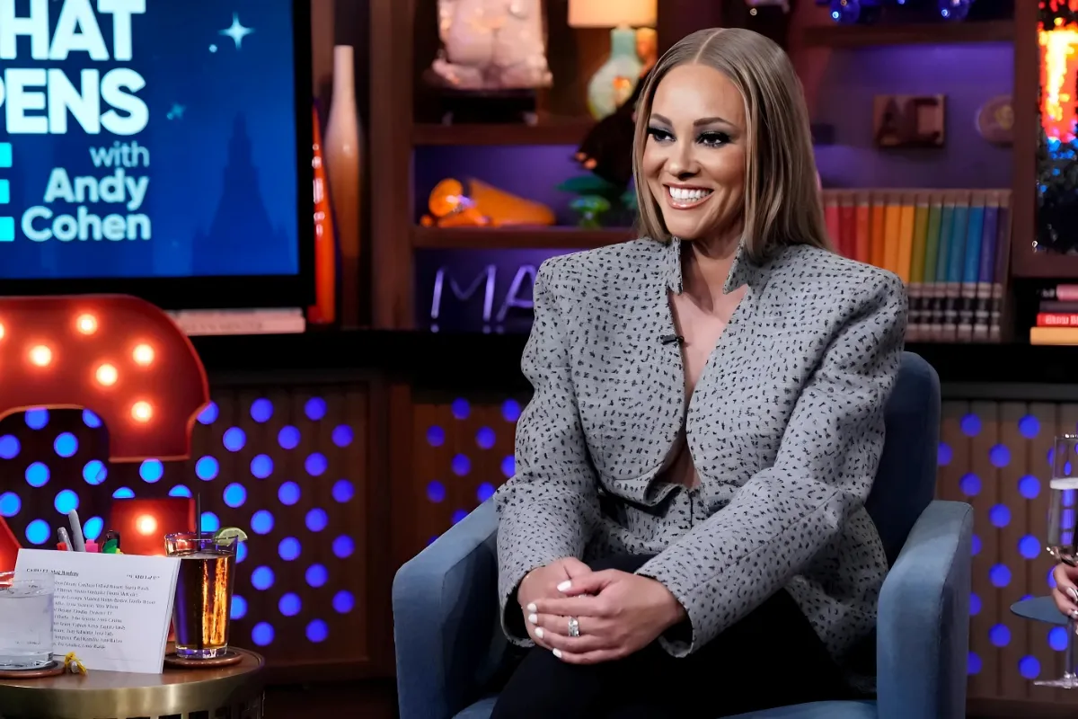 Love Hotel Star Ashley Darby Reflects on ‘Allowing Other Partners’ Into Her Marriage tram