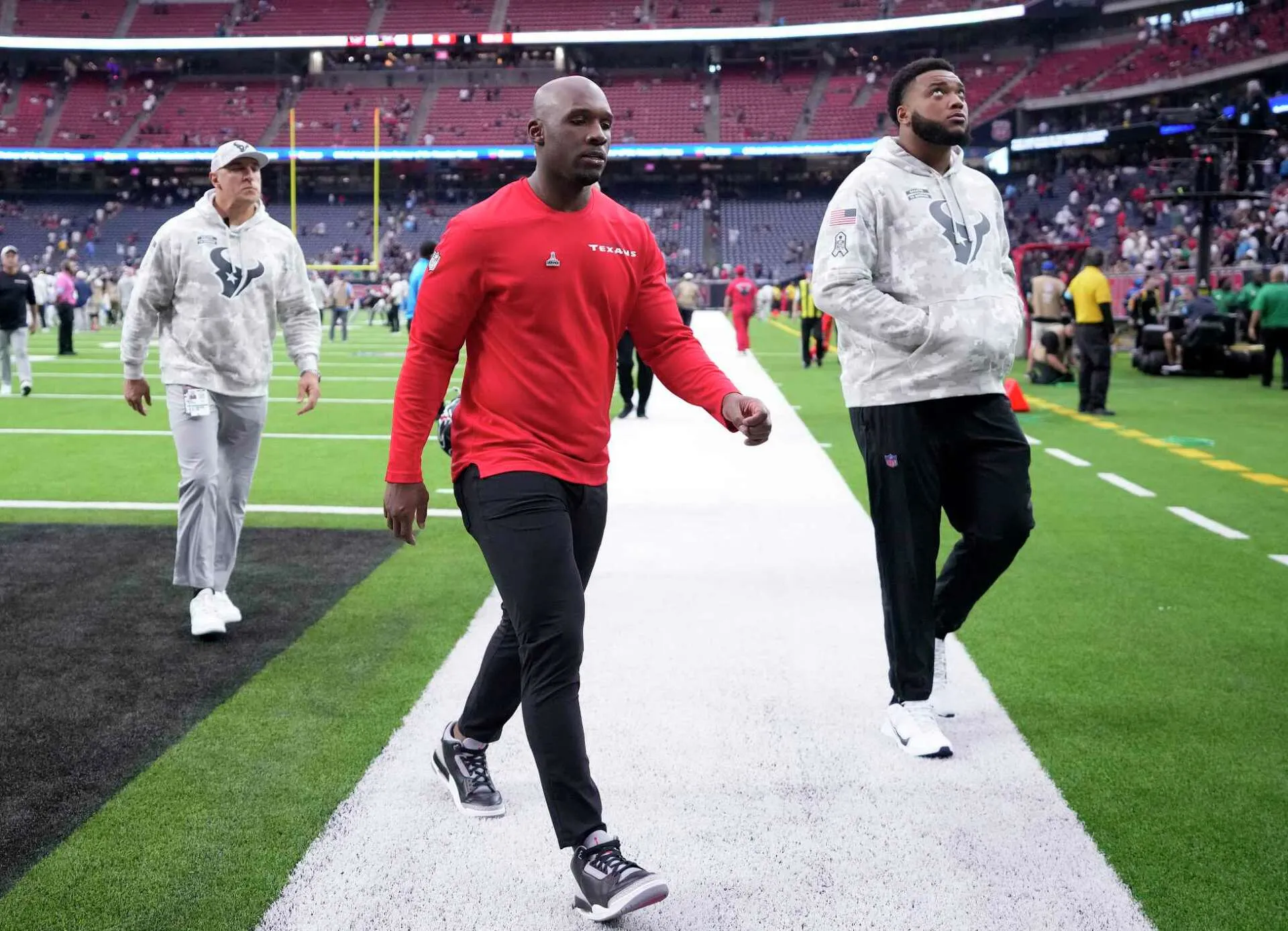 Houston Texans have an opportunity to show up division rival in a huge way that is sure to cause even more drama
