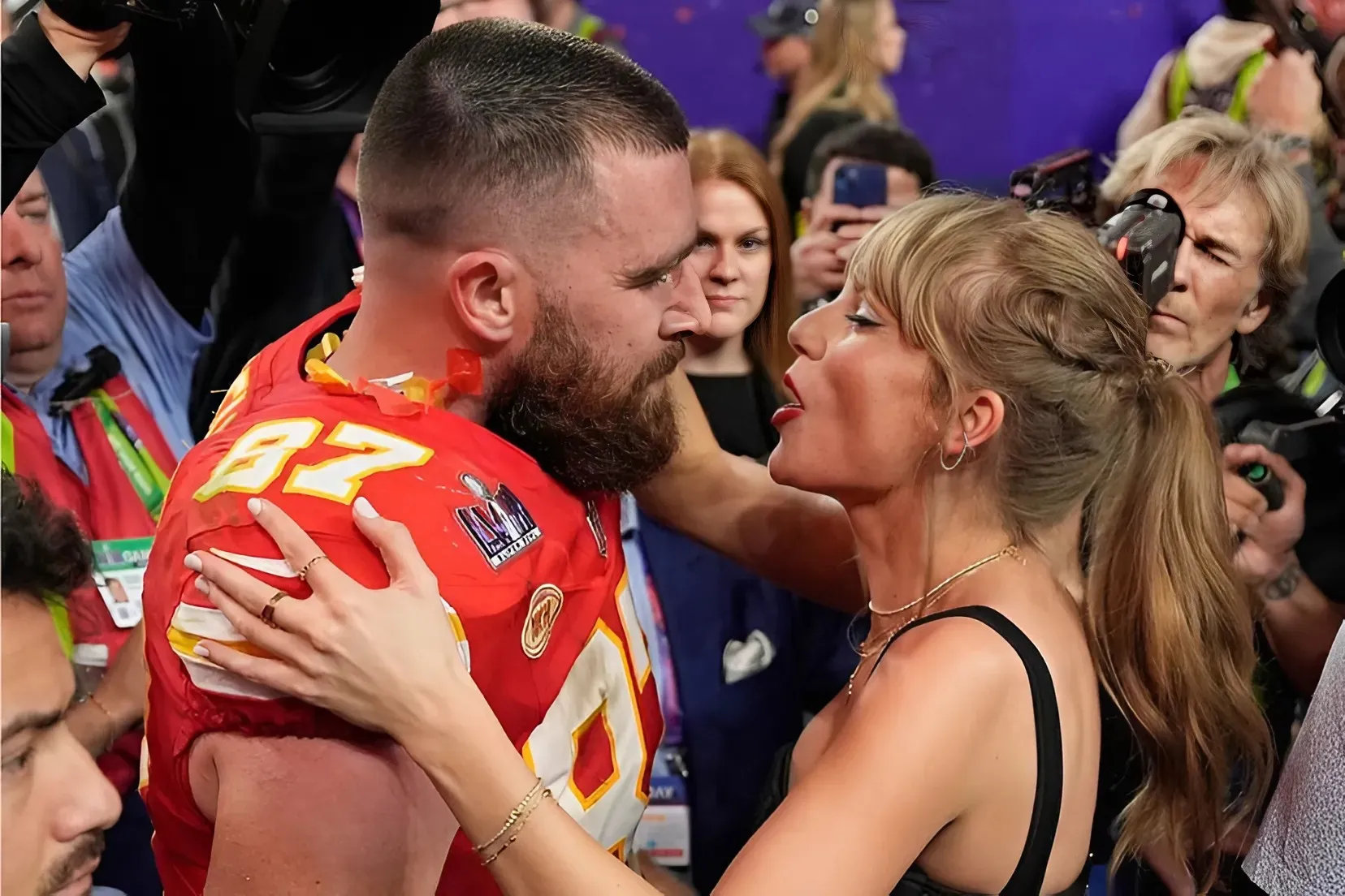 Travis Kelce Causes a Stir With Subtle Taylor Swift Comment