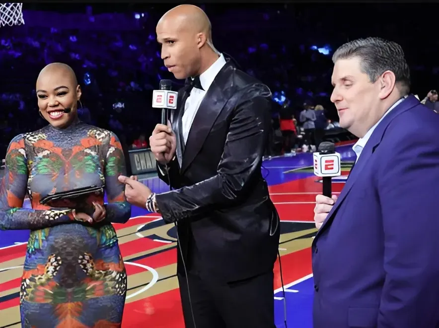 ‘Disgraceful’ Knicks Fans Harras ESPN’s Brian Windhorst [WATCH]