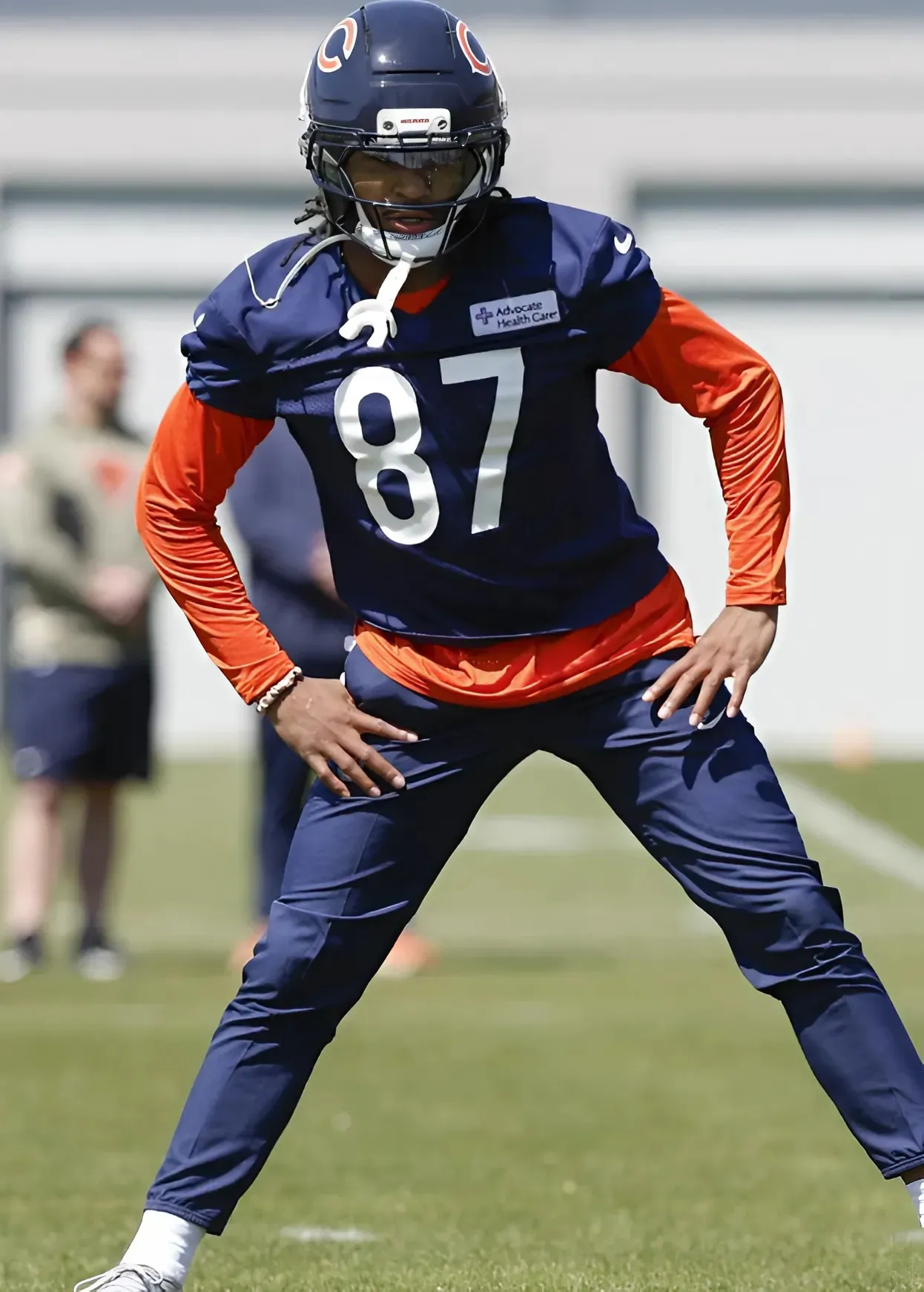 7 Burning Questions as Bears OTAs Begin: Can Rookie WRs and TEs Handle the Heat?