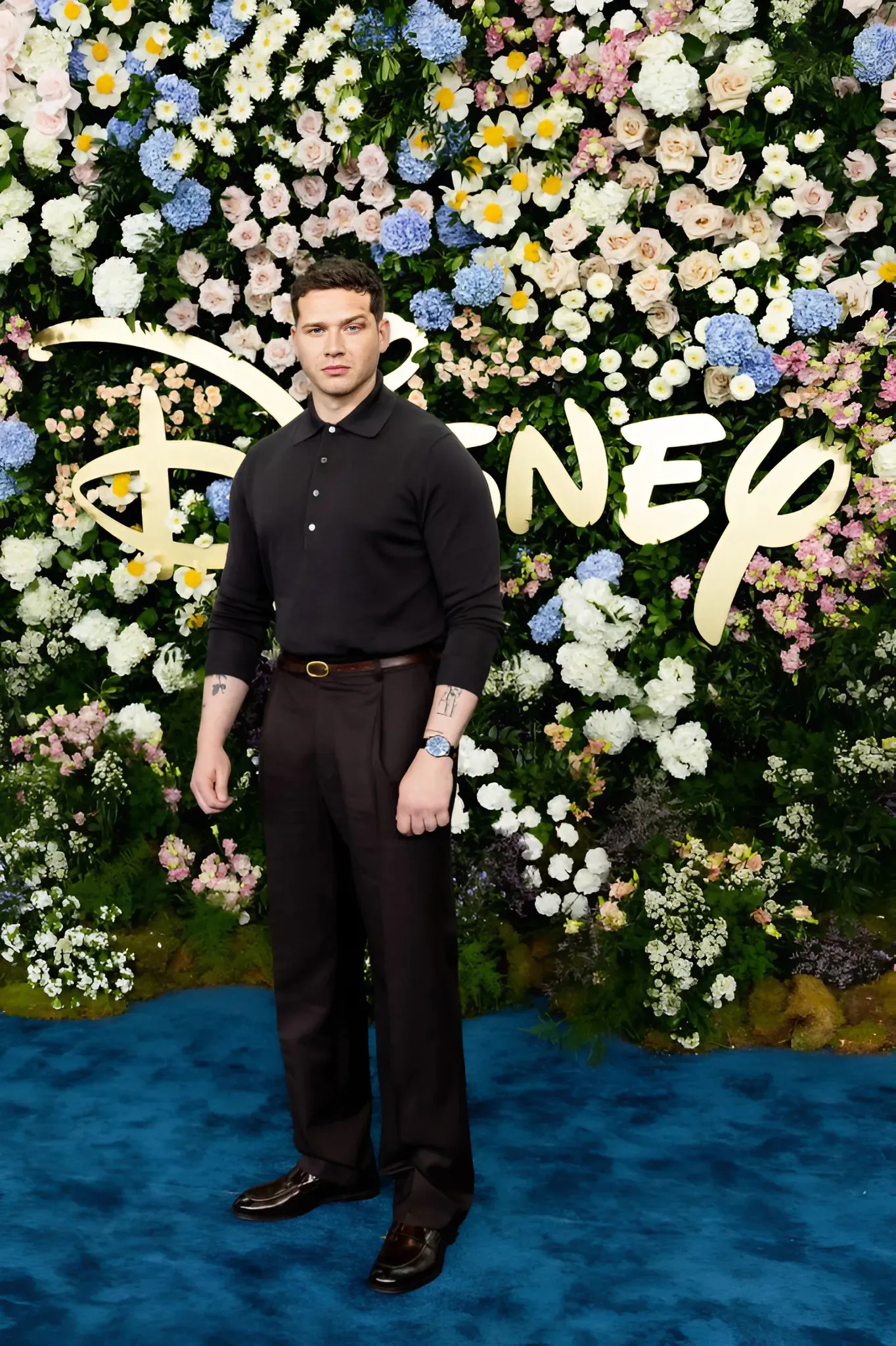 Reflecting on ‘9-1-1’ with Star Oliver Stark on the Disney Upfront Red Carpet