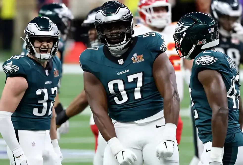 Eagles’ Third Year DE Called ‘Best Kept Secret’ on Roster
