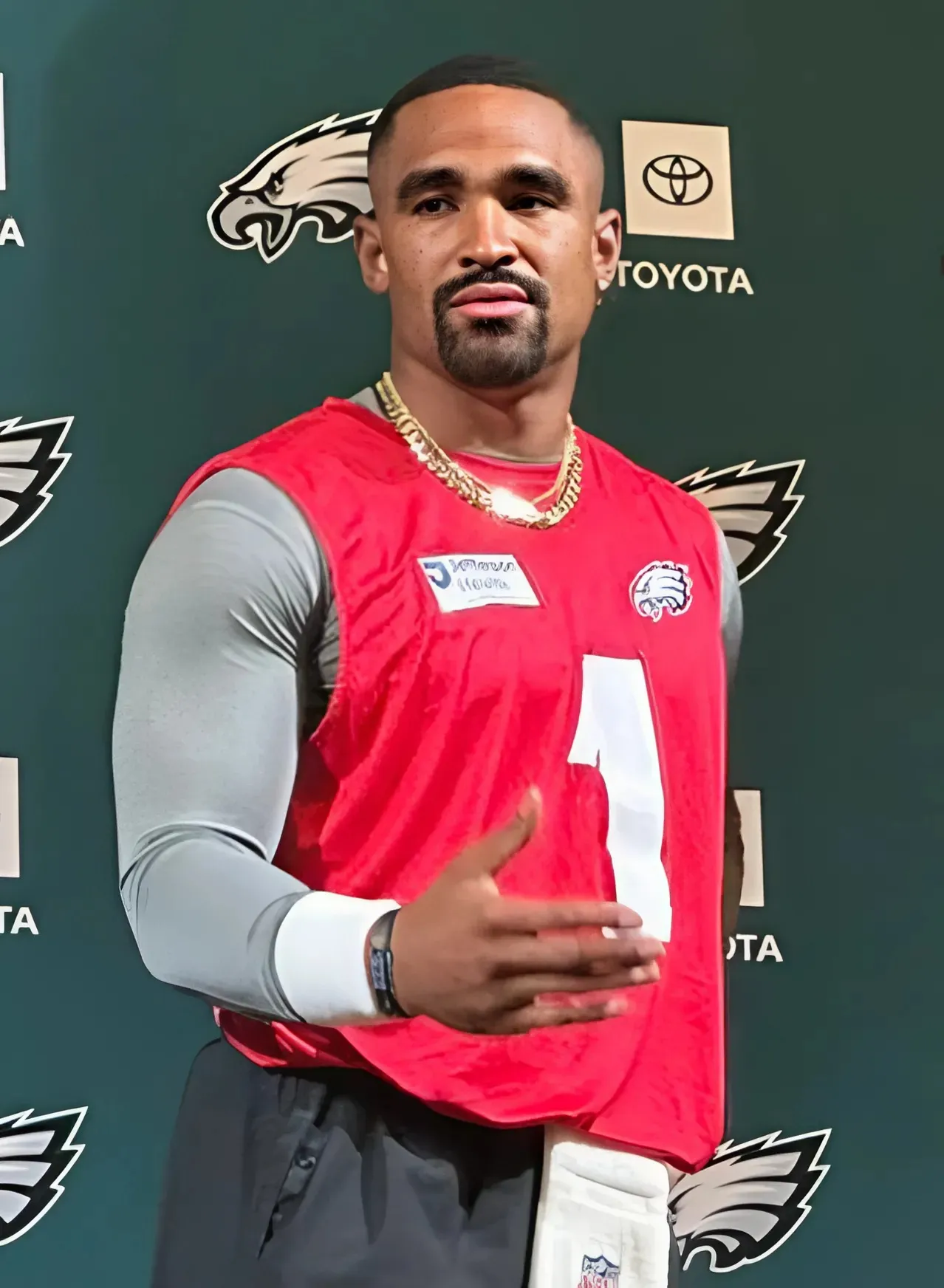 Jalen Hurts Embraces Familiar Face as New Play-Caller in Philly’s Latest Offensive Shift