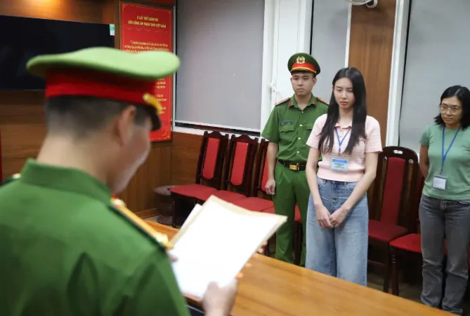 Cơ quan CA tìm thấy gì khi khám xét nhà của HH Nguyễn Thúc Thùy Tiên
