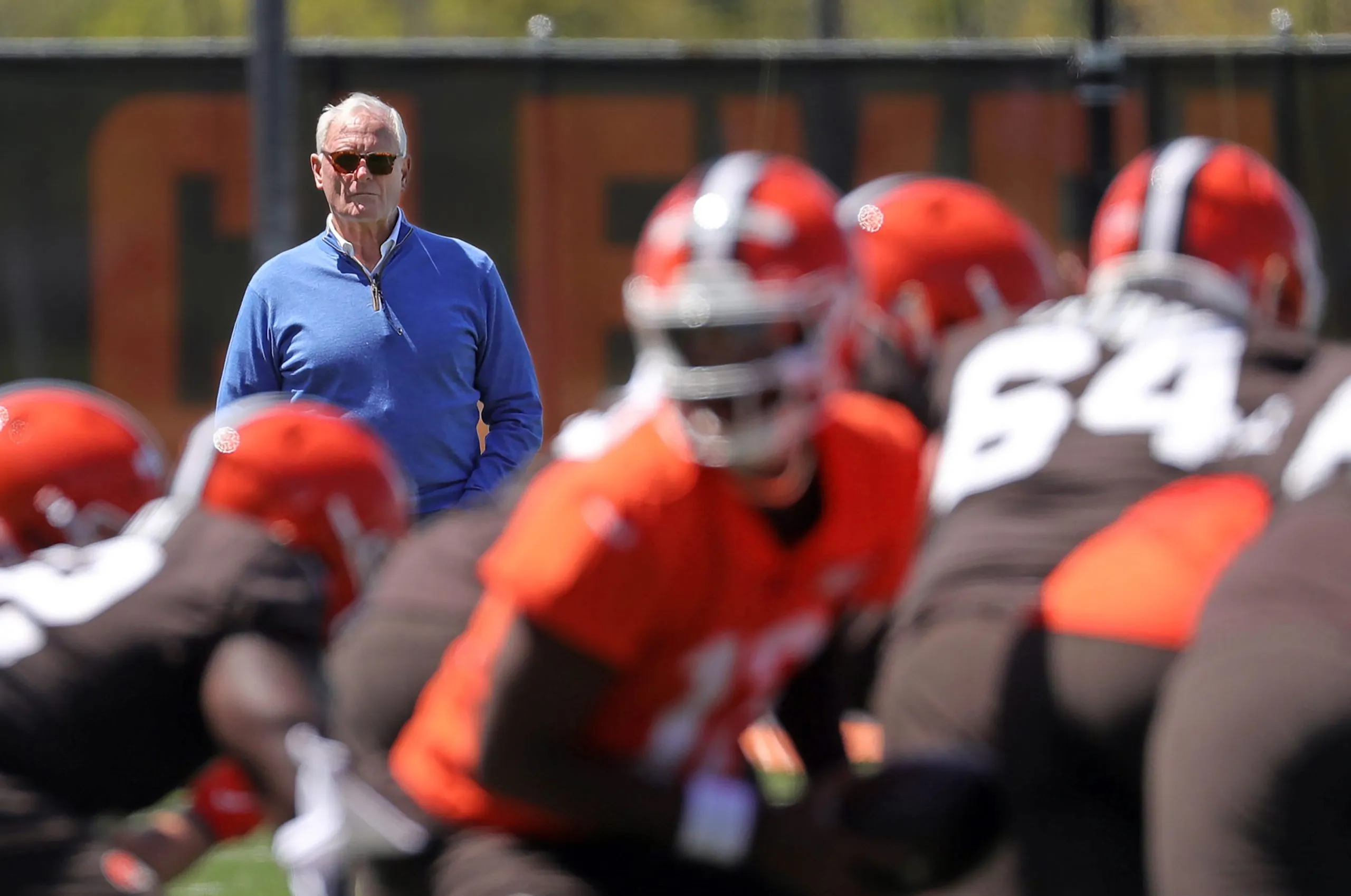Shedeur Sanders officially signs Browns contract