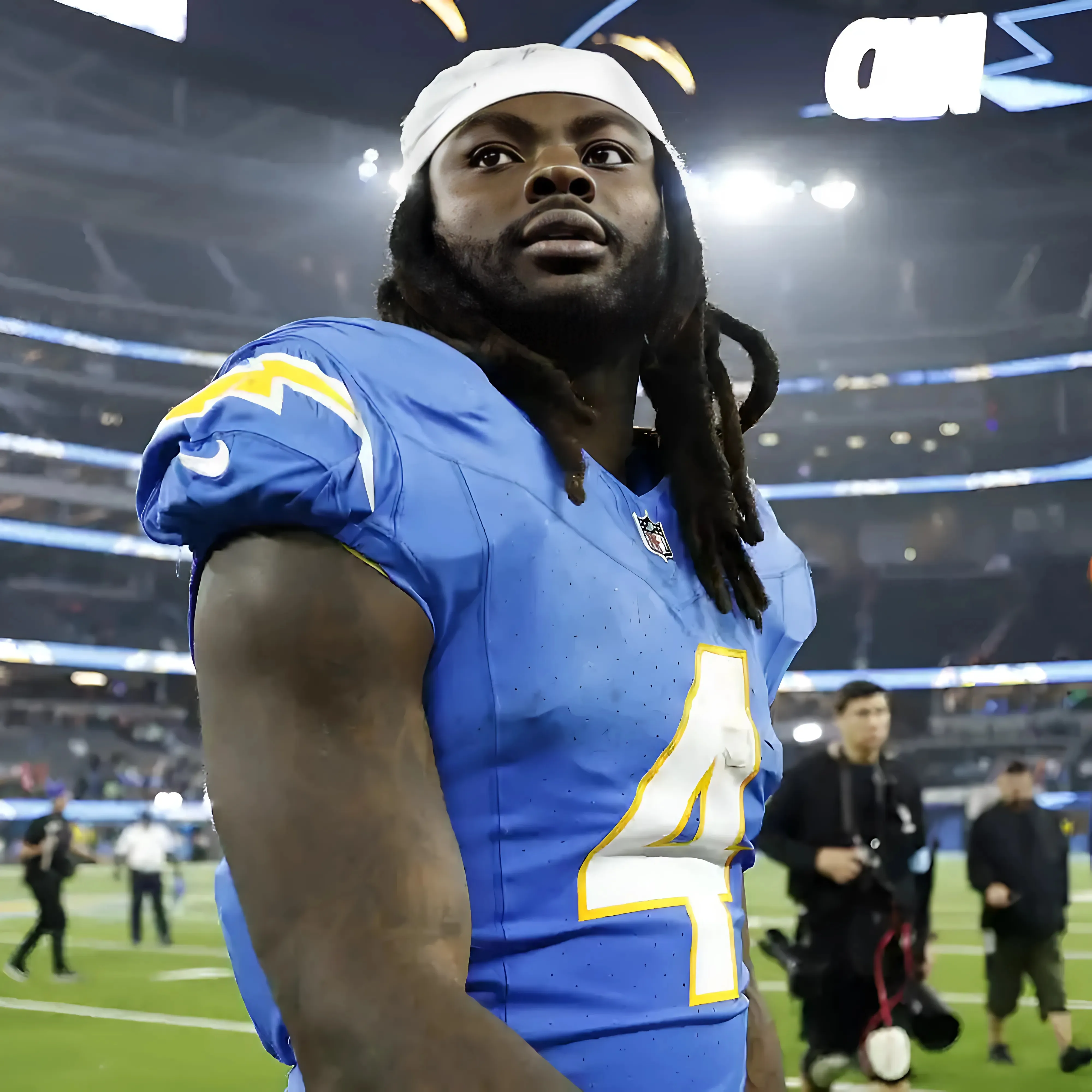 Cowboys Could Fortify Backfield With $17 Million RB From AFC West