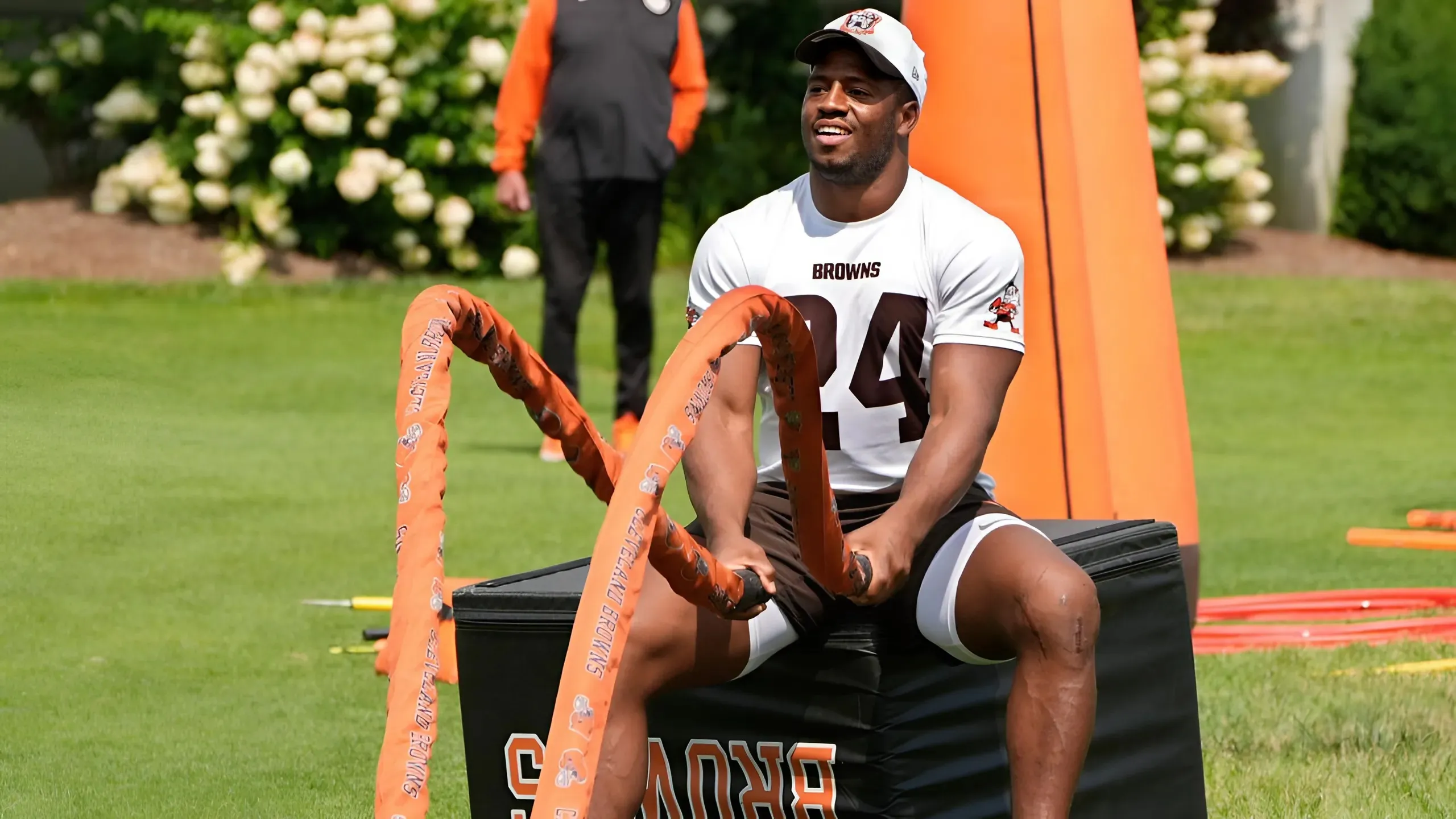 Nick Chubb's Offseason Workout Video Turns Heads on Tuesday