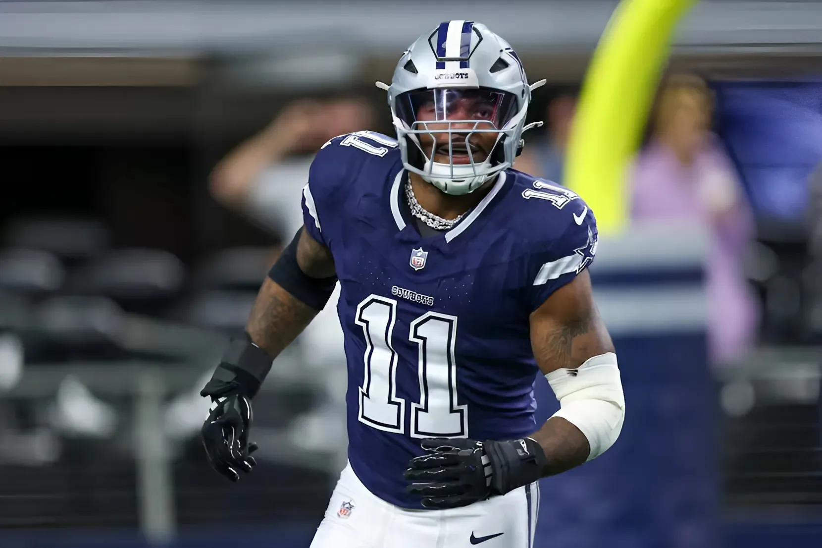 Micah Parsons Sends 2-Word Message to Cowboys on OTA Absence