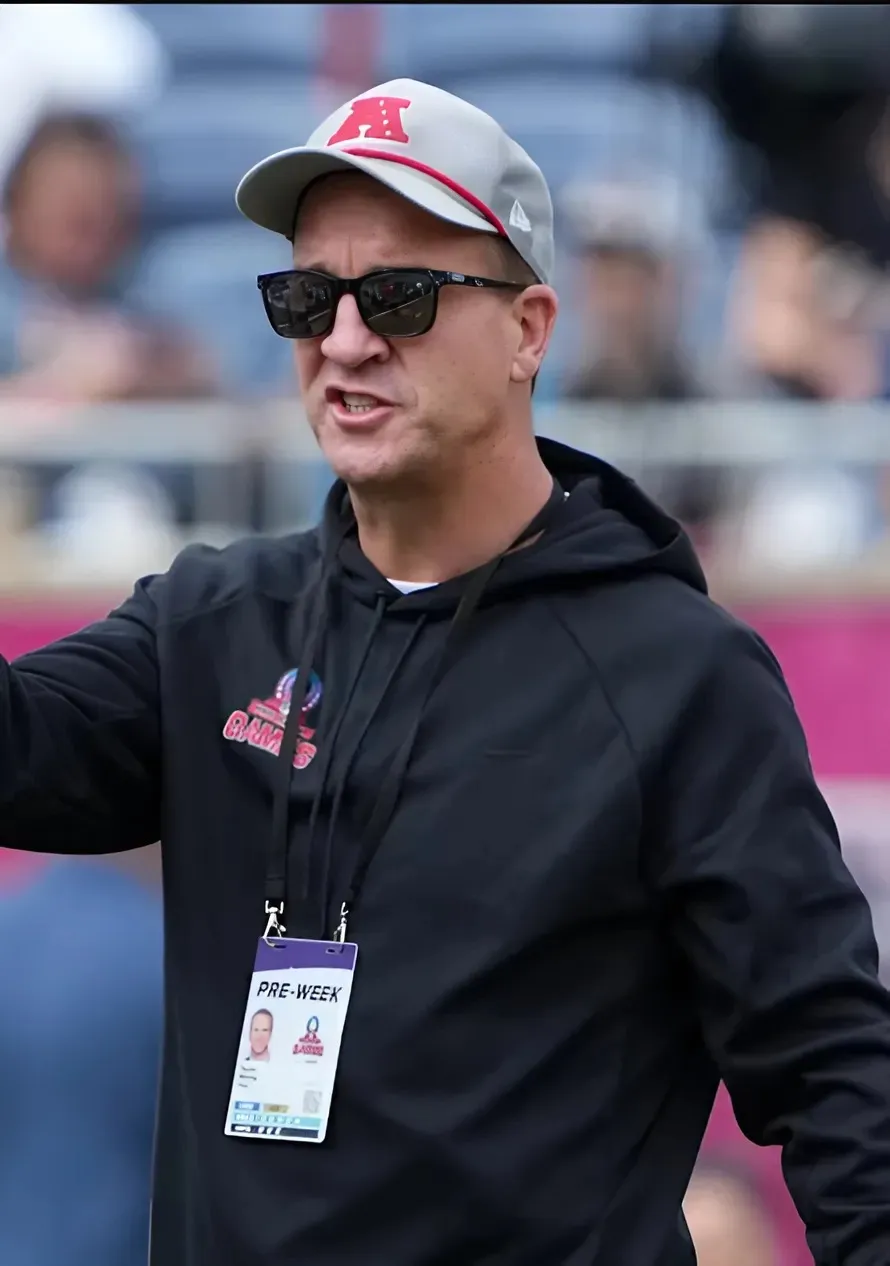 Broncos rookies learning from Peyton Manning