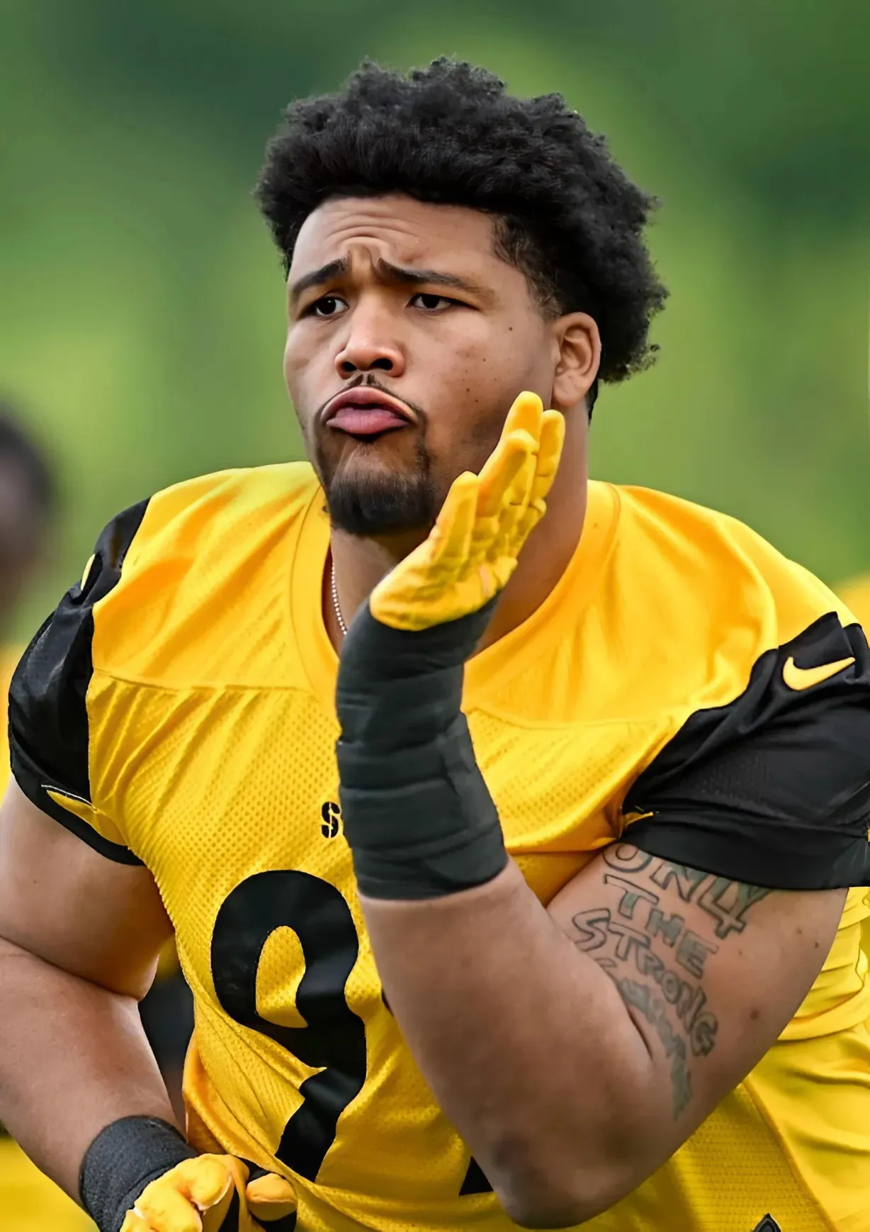 Steelers Ink 1st-Round Beast Derrick Harmon to $17.9M Deal—Set to Start Day One!