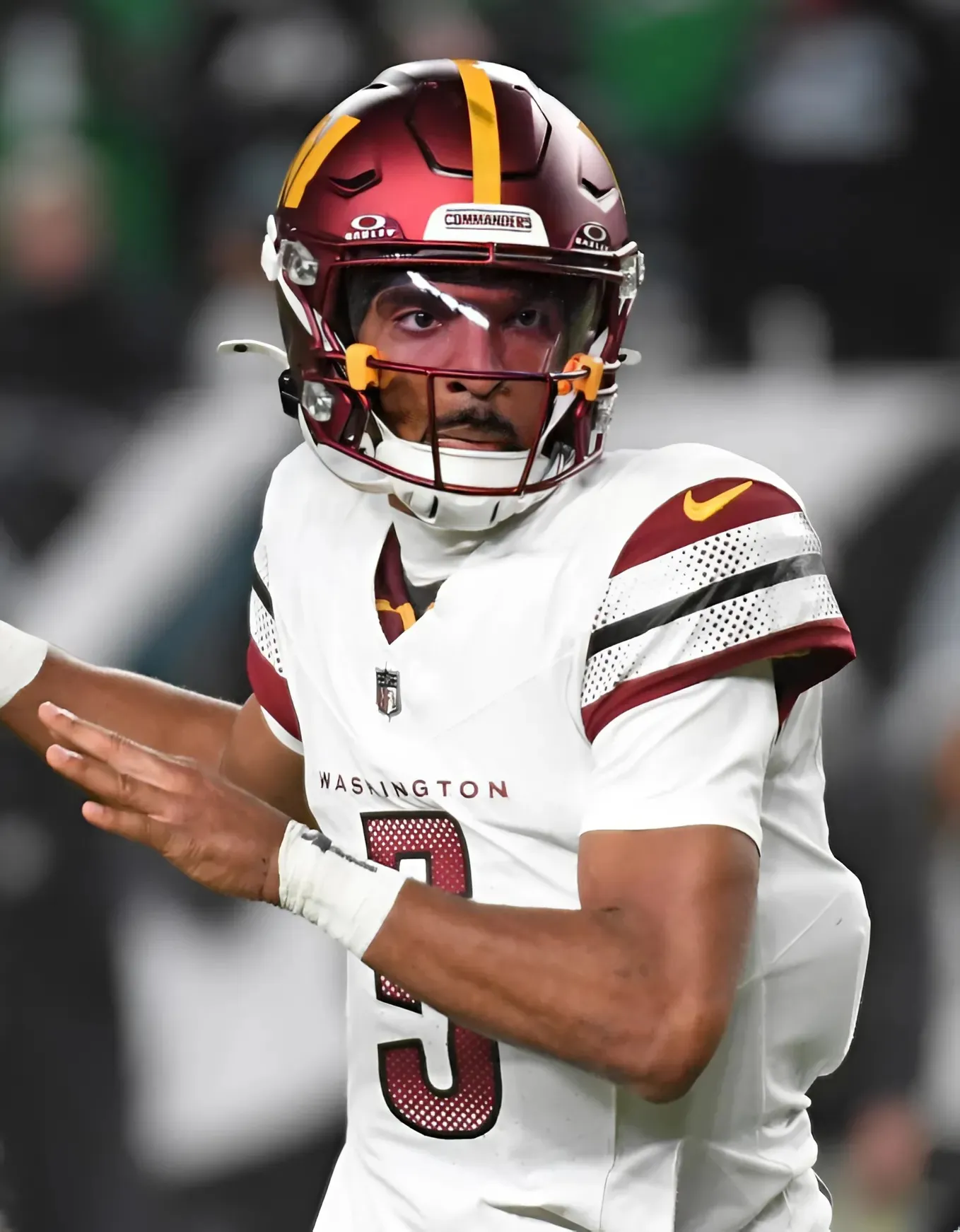 Commanders' Jayden Daniels praised as one of NFL's best young stars