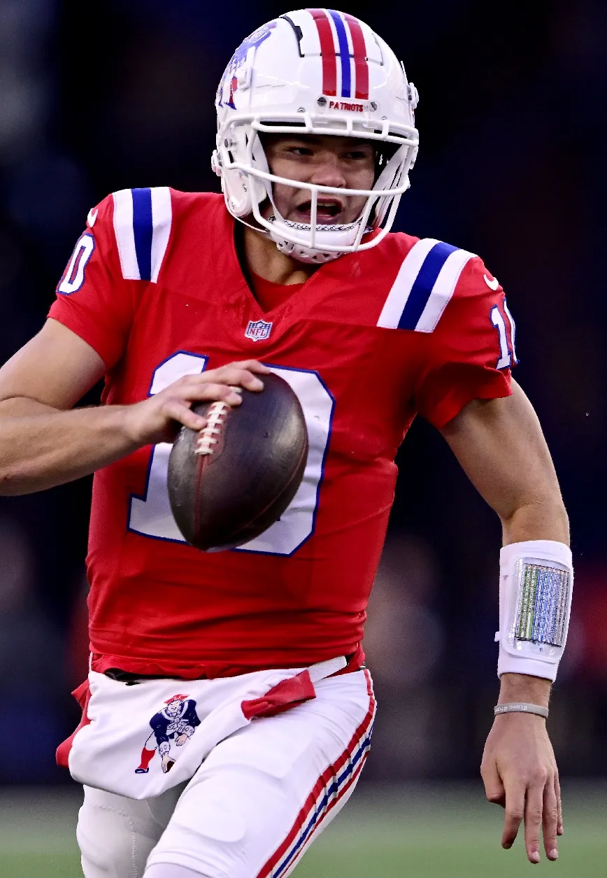 Patriots OTA takeaways: Maye struggles; Vrabel brings the intensity