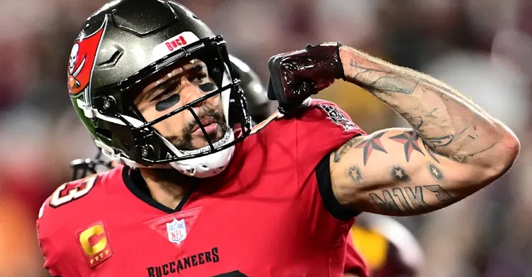 Mike Evans quietly hints at what Buccaneers fans have long feared